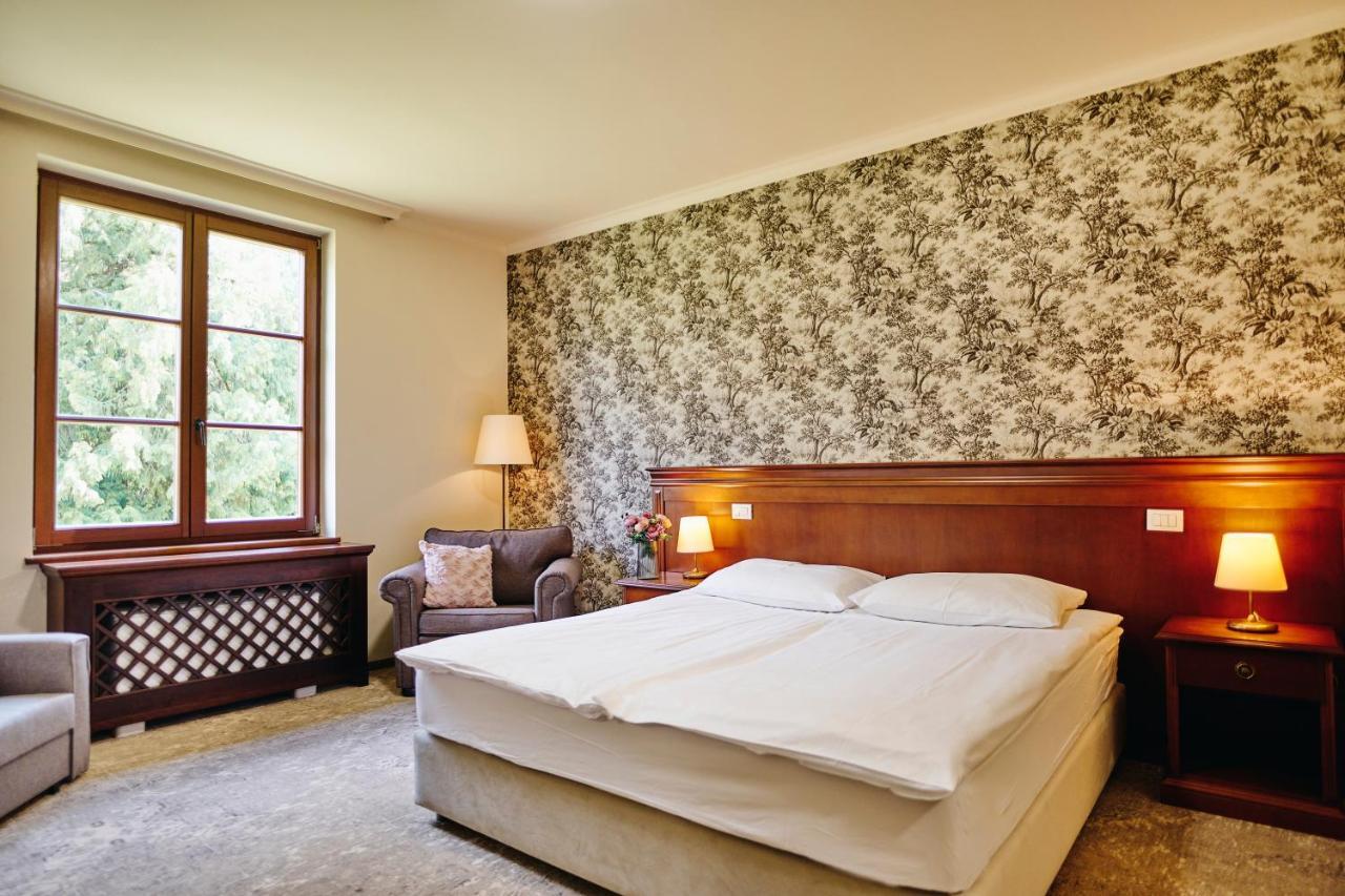 Mokrice Castle Estate Otel Obrezje Dış mekan fotoğraf